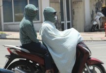 Trải nghiệm khi ngồi sau xe thằng bạn