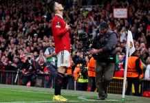 Ronaldo ghi bàn – ManU thắng dễ Sheriff